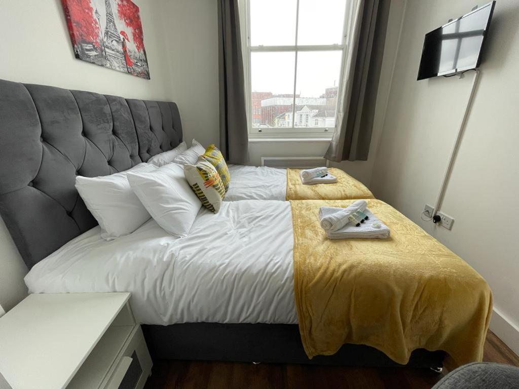 Sublime Stays Webberley Stylish Studio Stoke City Centre Eksteriør bilde